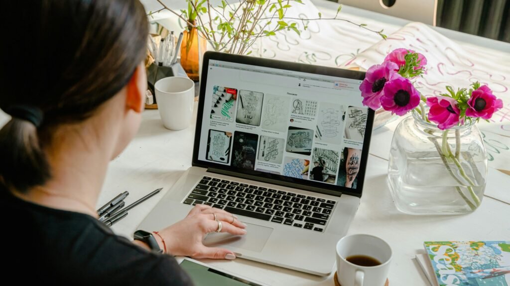 pexels-shkrabaanthony-4348404