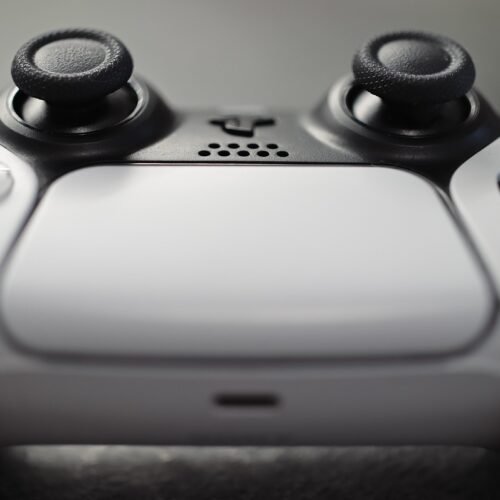 photoenduro-playstation-controller-6921619_1280 Playstaton 5